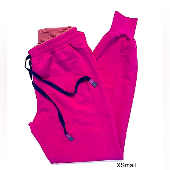 COPY - Figs Mari Jogger, Size XSmall, Like New - Picture 1 of 2